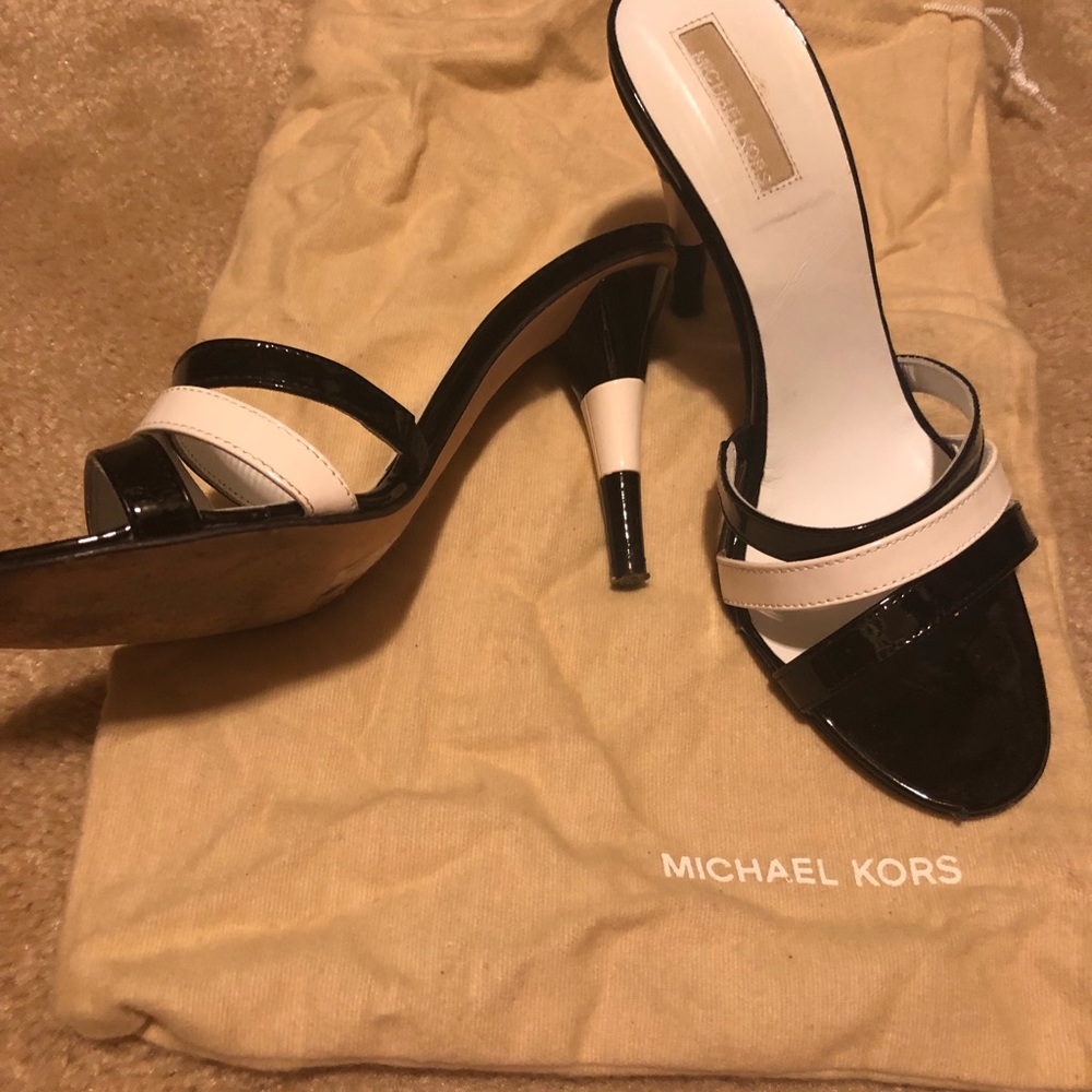 Michael Kors Black/White patent strappy mule - 7 - Picture 2 of 6